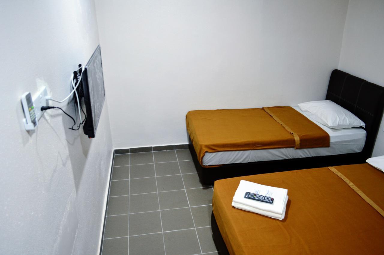 Gest Inn Hotel Kota Tinggi Exterior photo